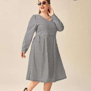 Puffy shoulder houndstooth dress